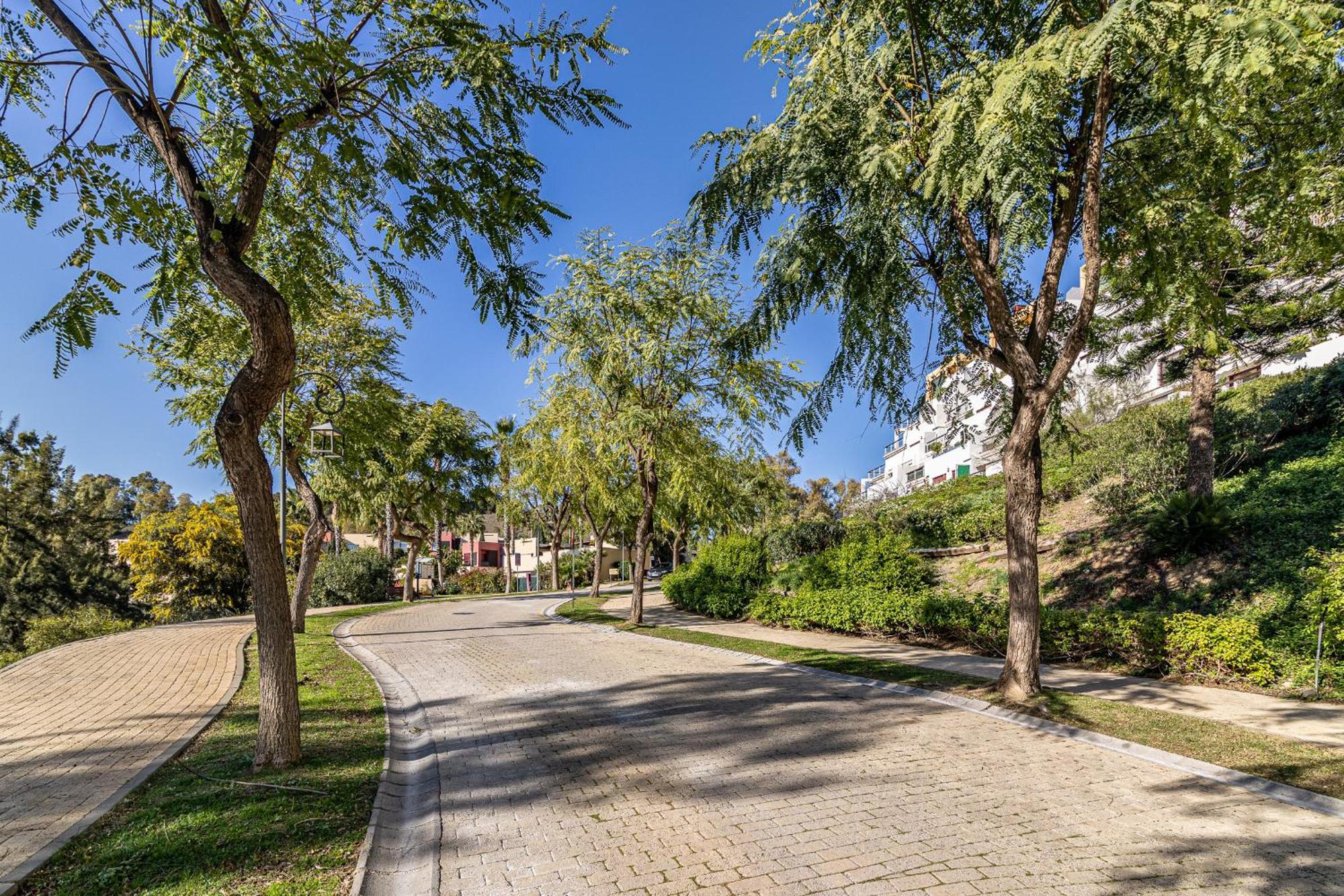 Rentitspain Apartamento Charming Gym, Jacuzzi Y Balcon Estepona Exterior photo