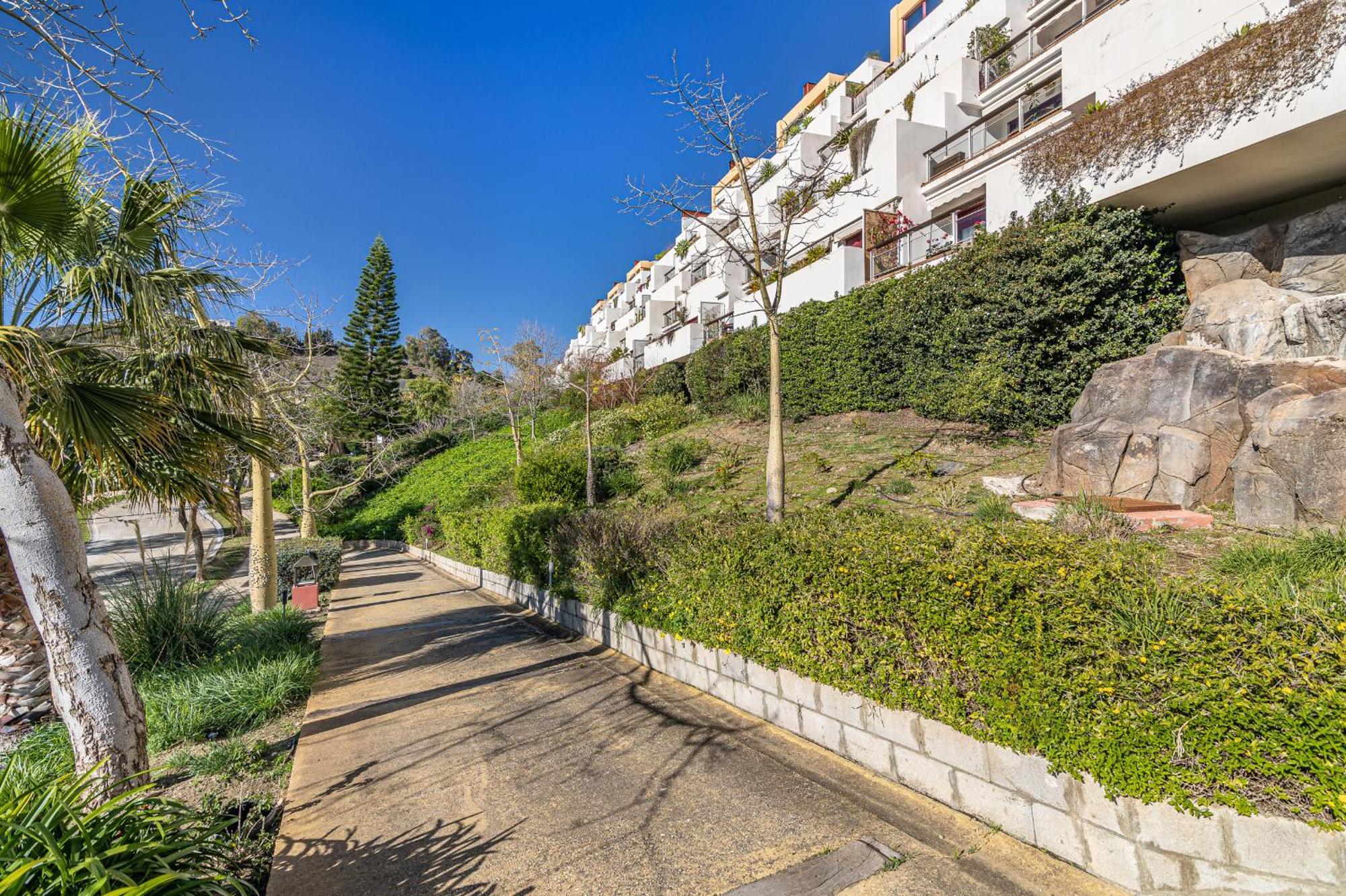 Rentitspain Apartamento Charming Gym, Jacuzzi Y Balcon Estepona Exterior photo
