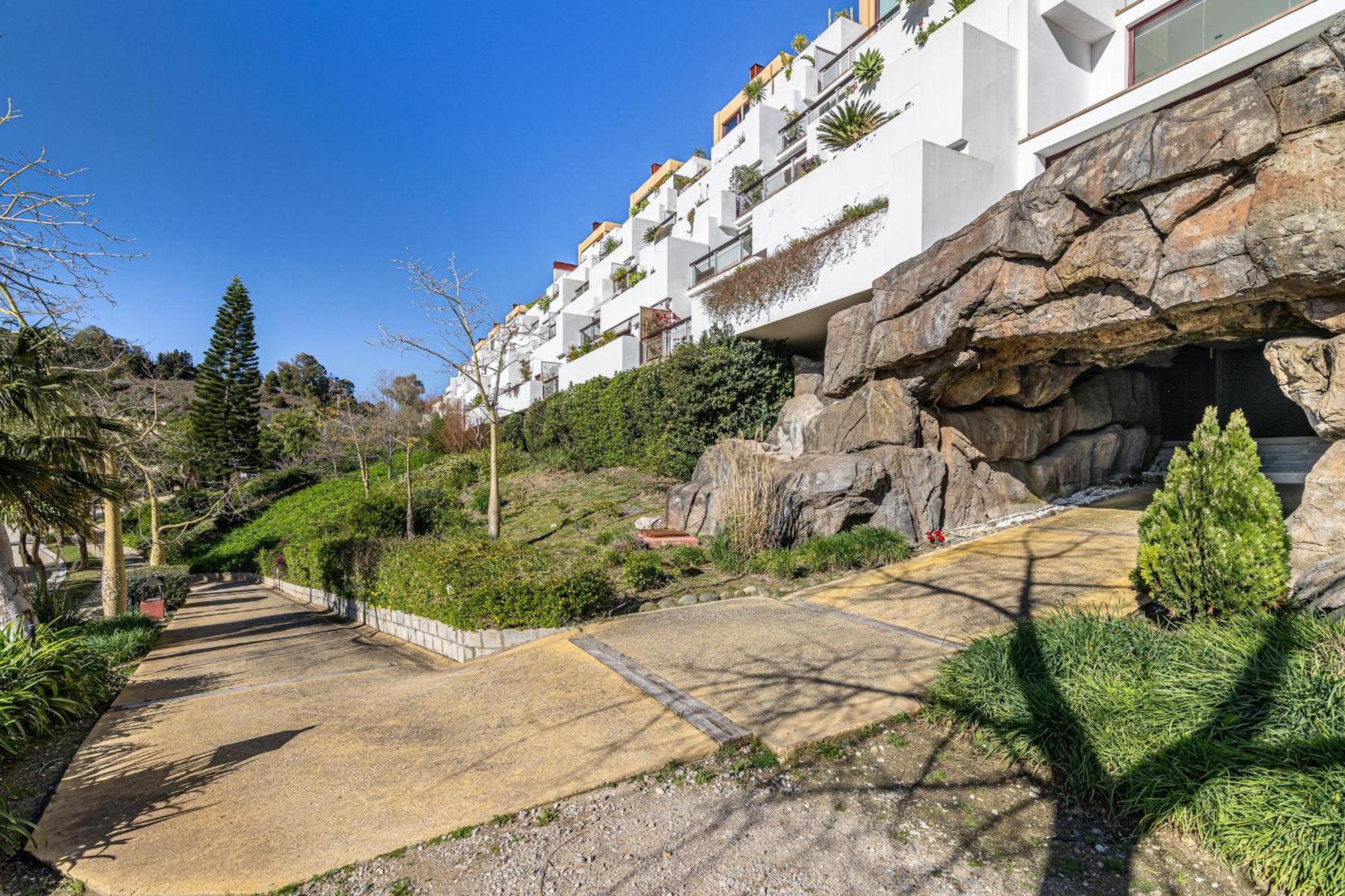 Rentitspain Apartamento Charming Gym, Jacuzzi Y Balcon Estepona Exterior photo